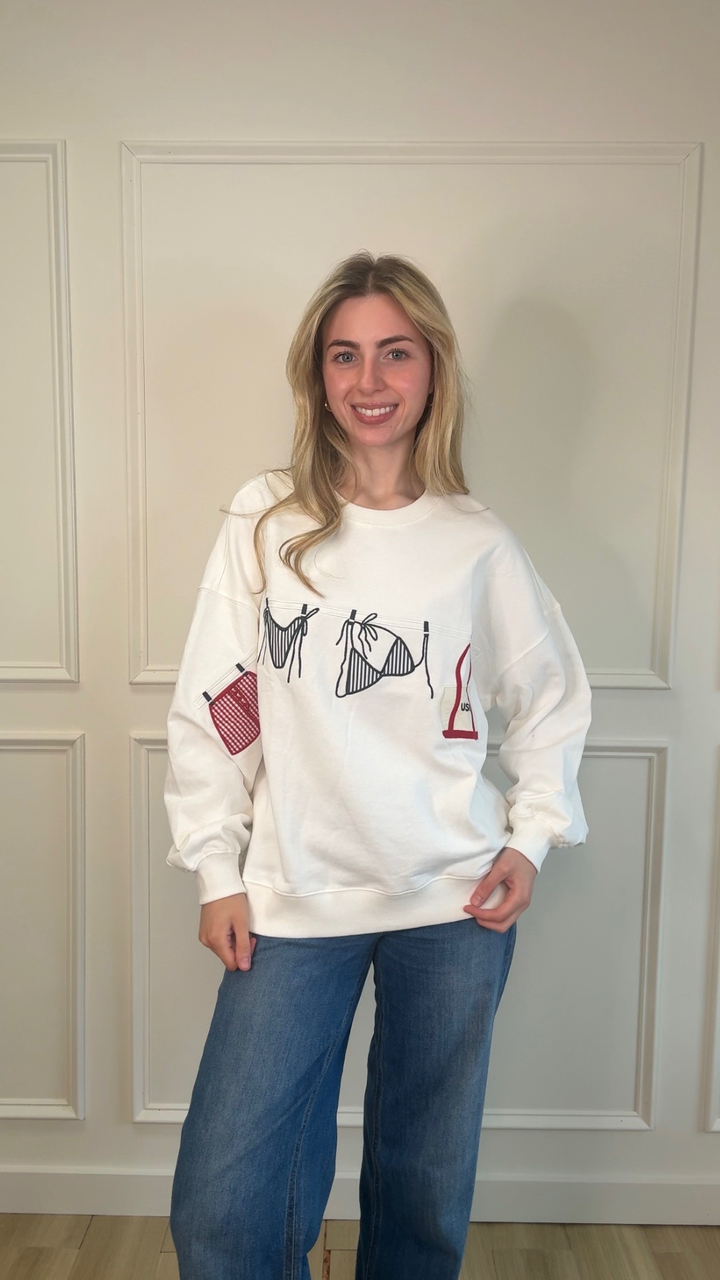 Cloud Nine Graphic Sweatshirt