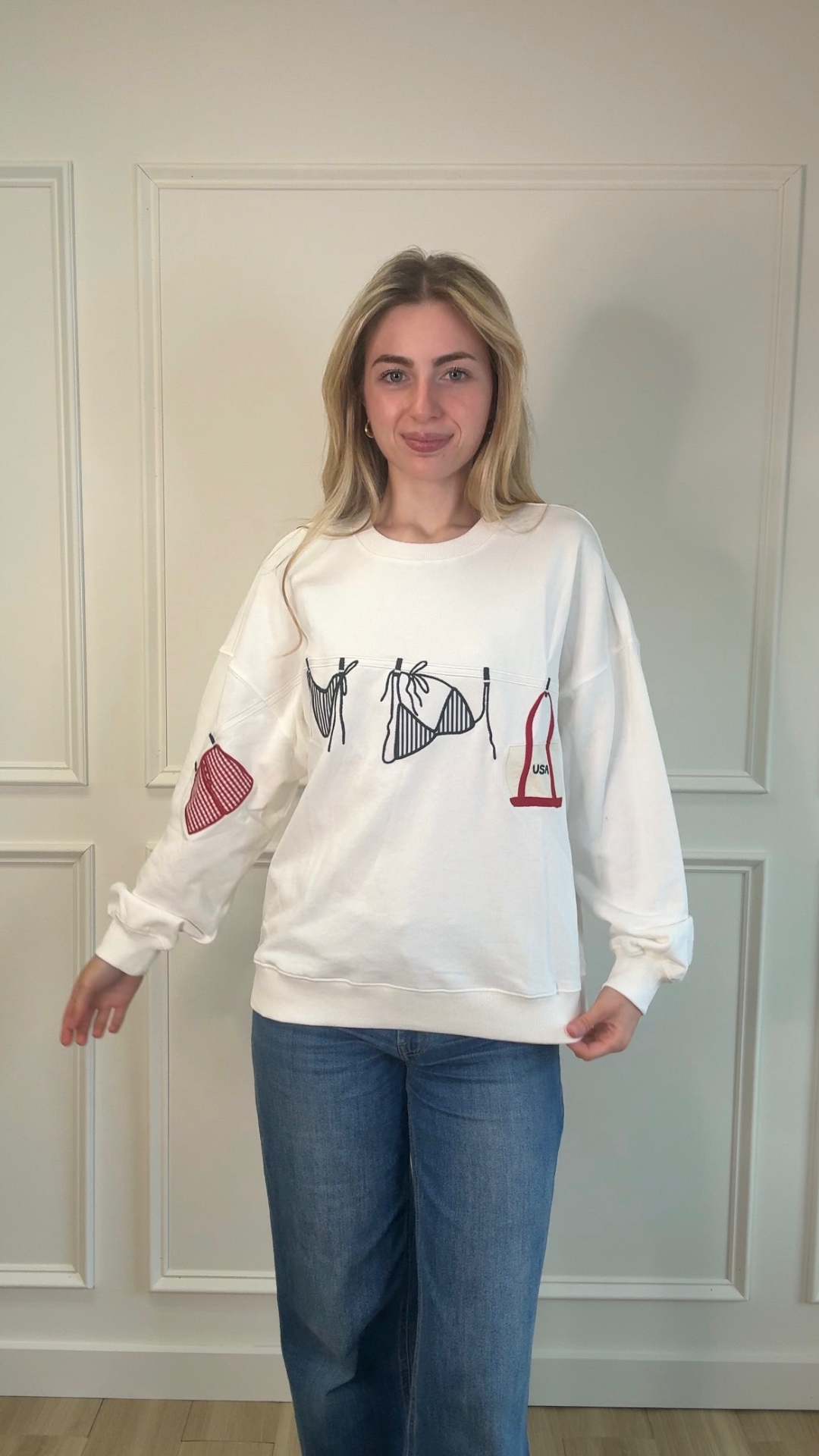 Cloud Nine Graphic Sweatshirt