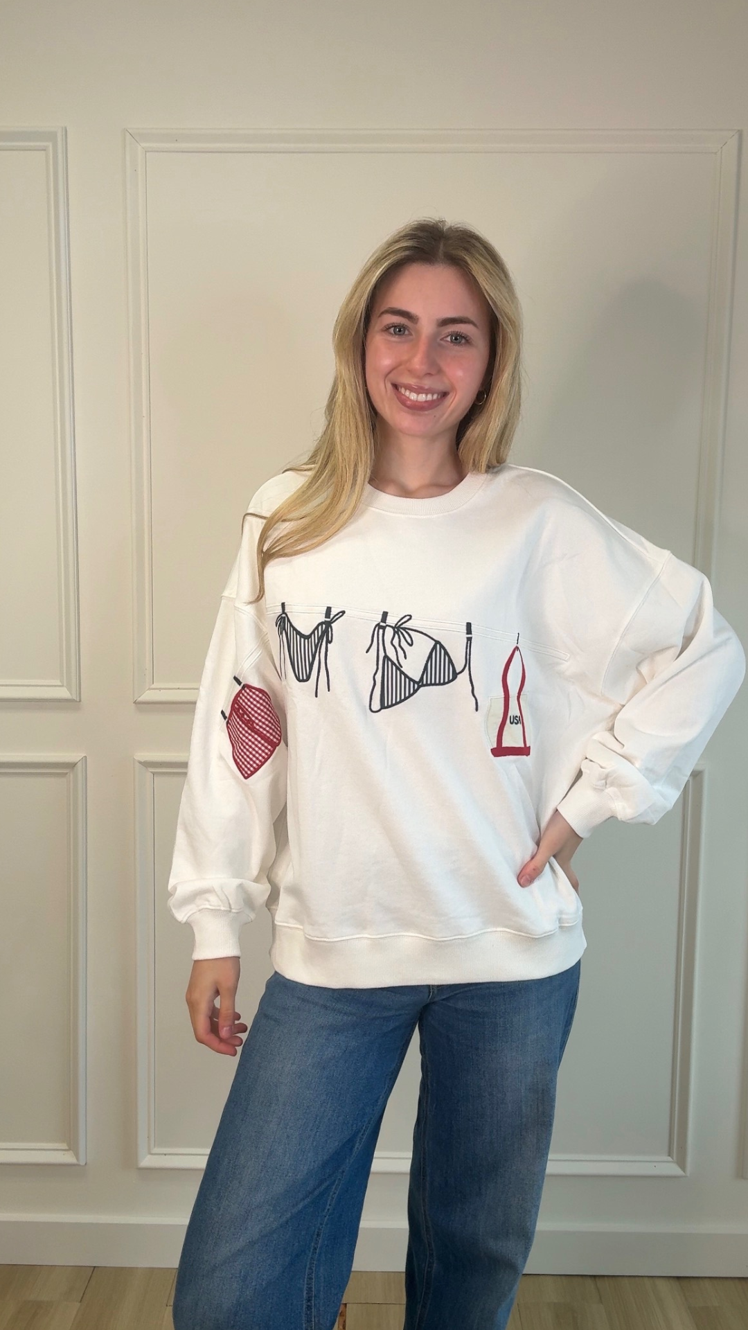 Cloud Nine Graphic Sweatshirt