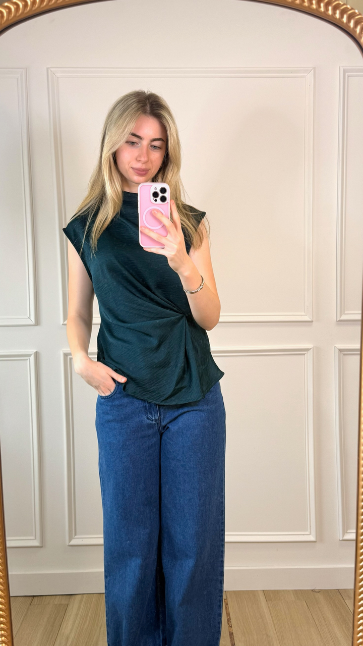 Evergreen Asymmetric Twist Top