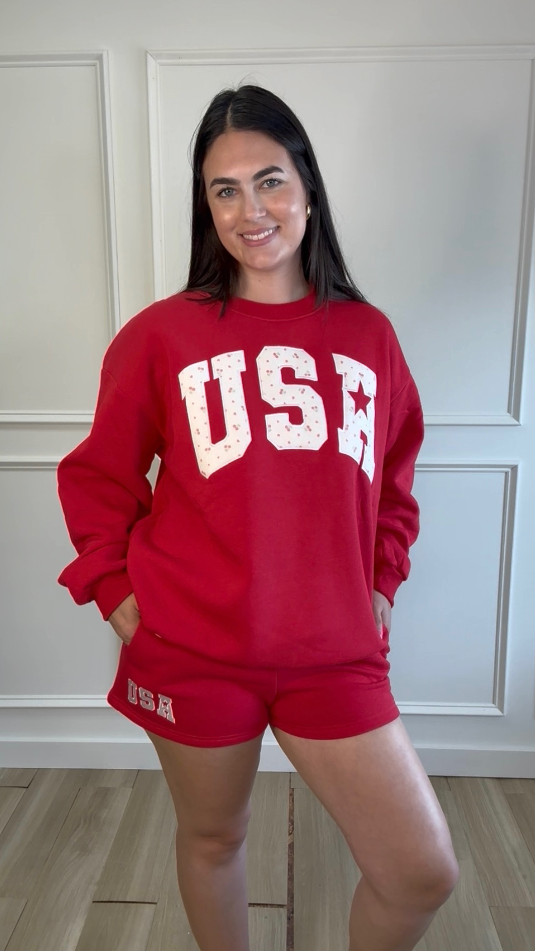 Red USA Sweatshirt Happy Camp3r