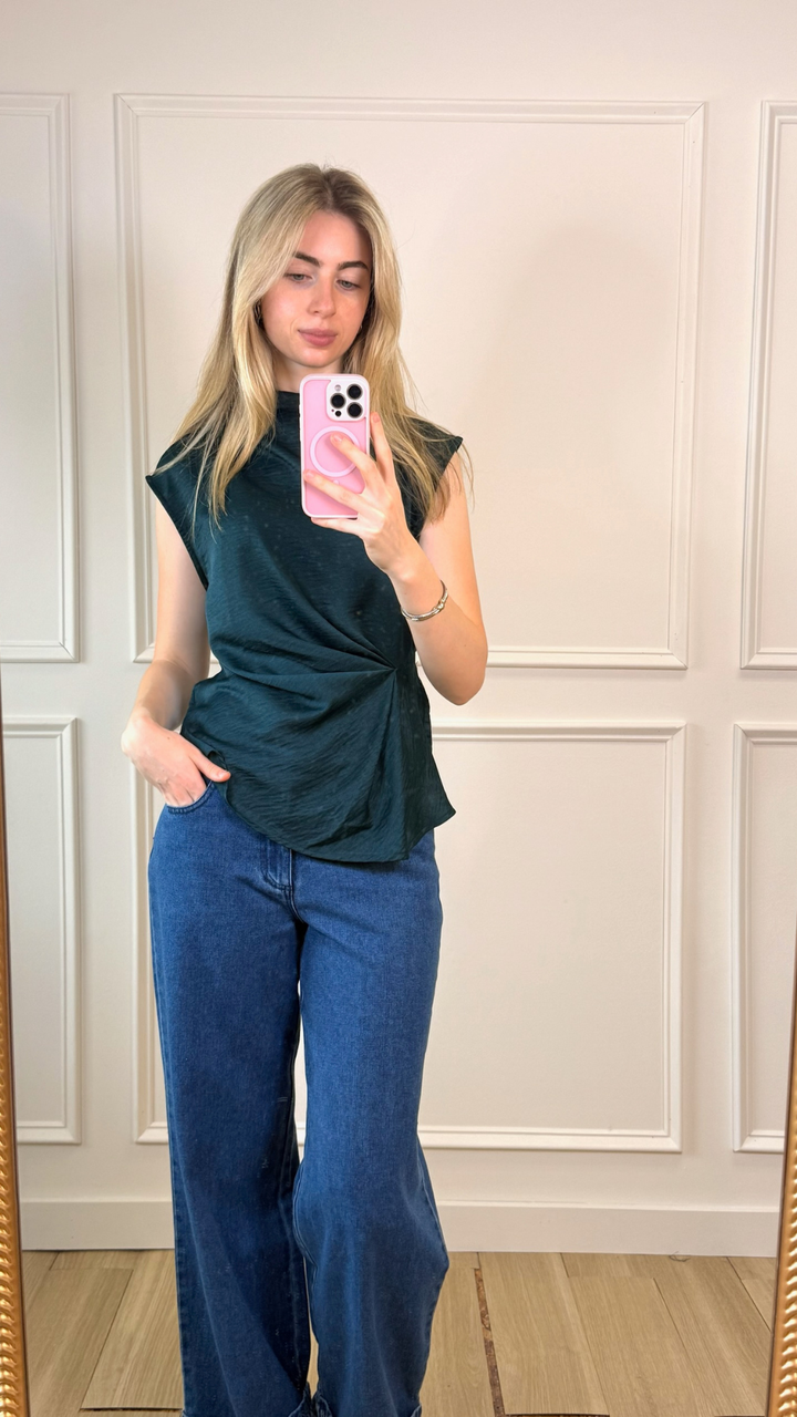 Evergreen Asymmetric Twist Top