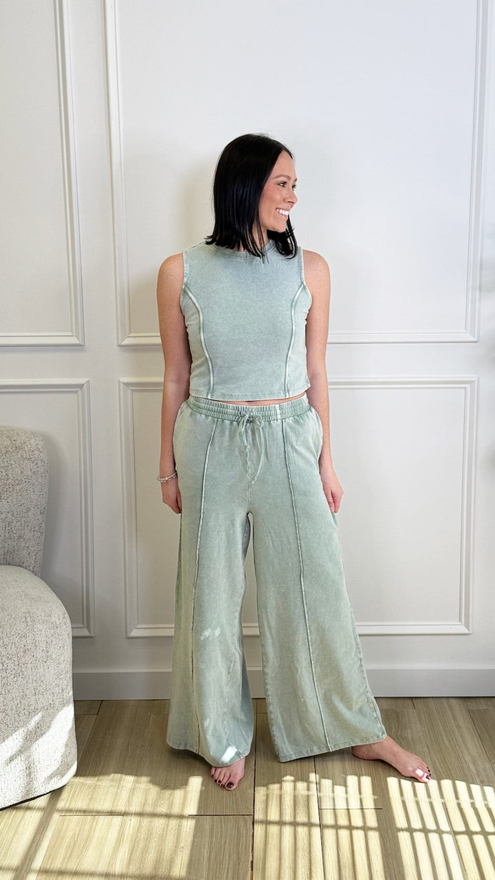 Green Zinnia Set Bottoms