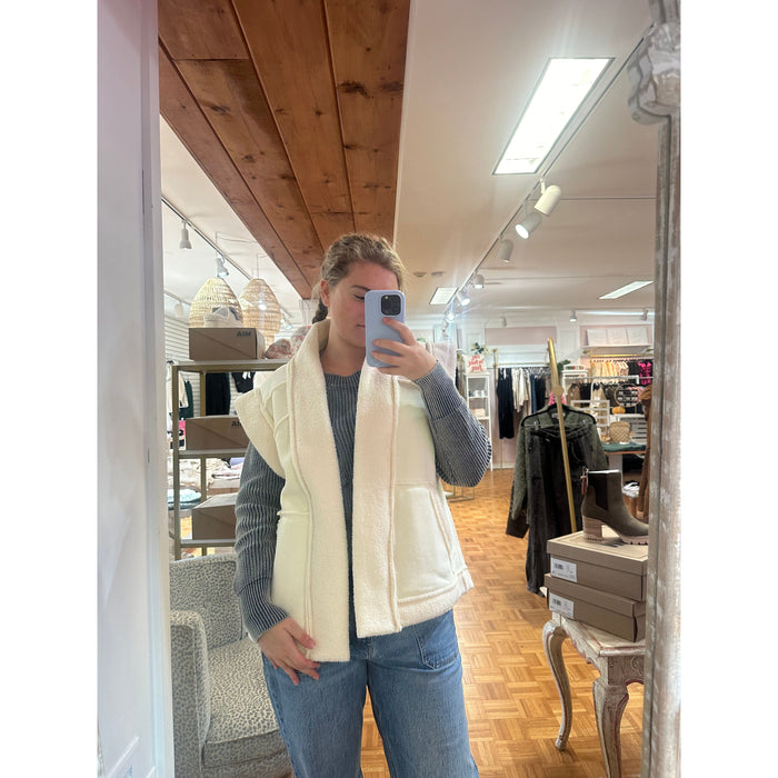 Snow White Vest