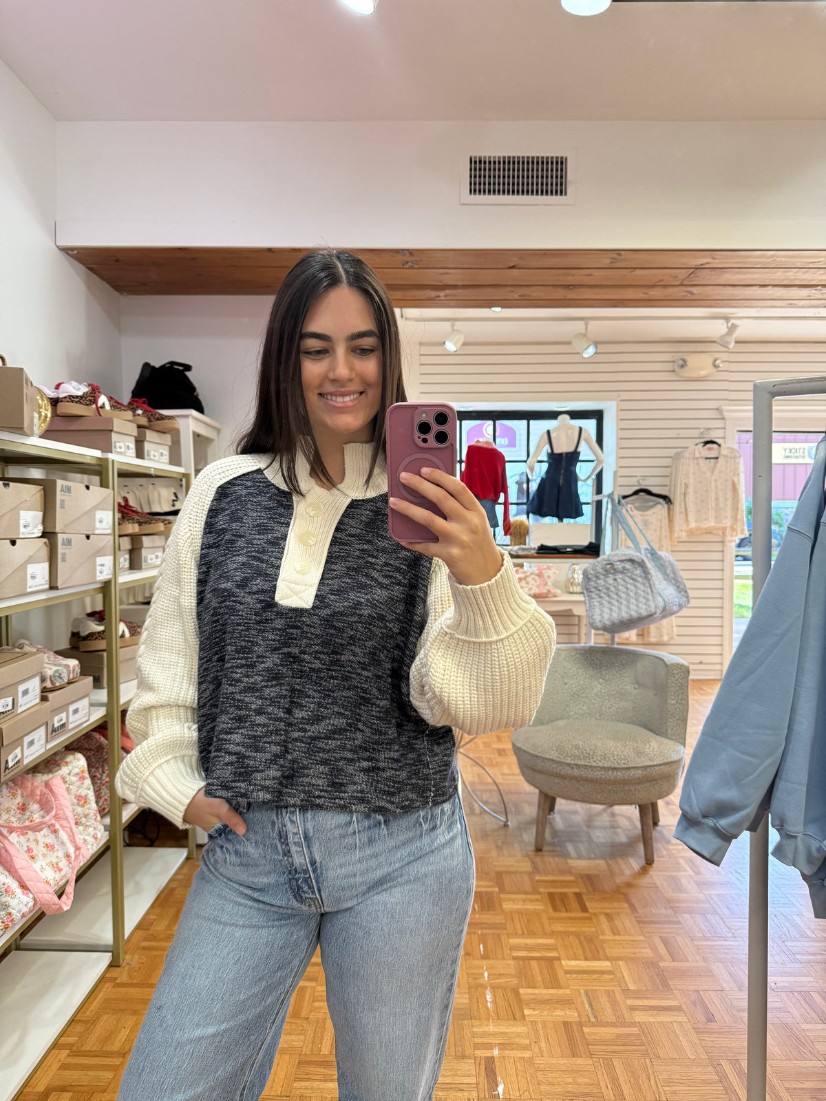 Cream/Navy Knit Sweater