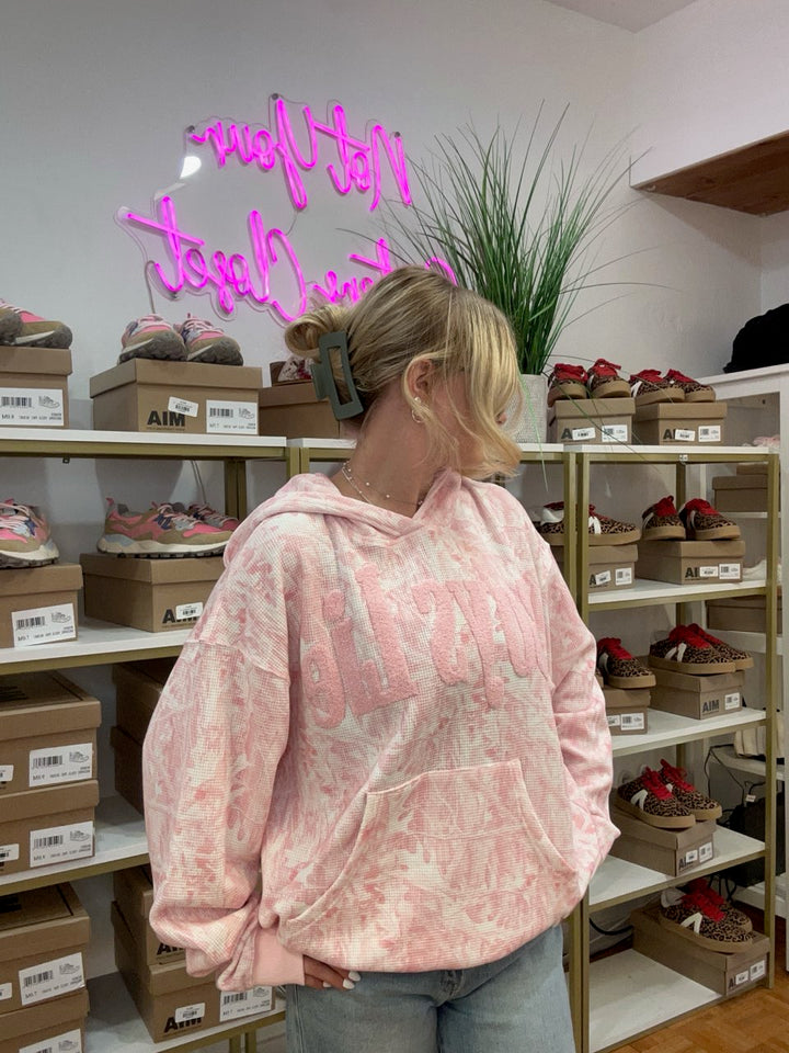 Pink Manhunt Racer Boys Lie