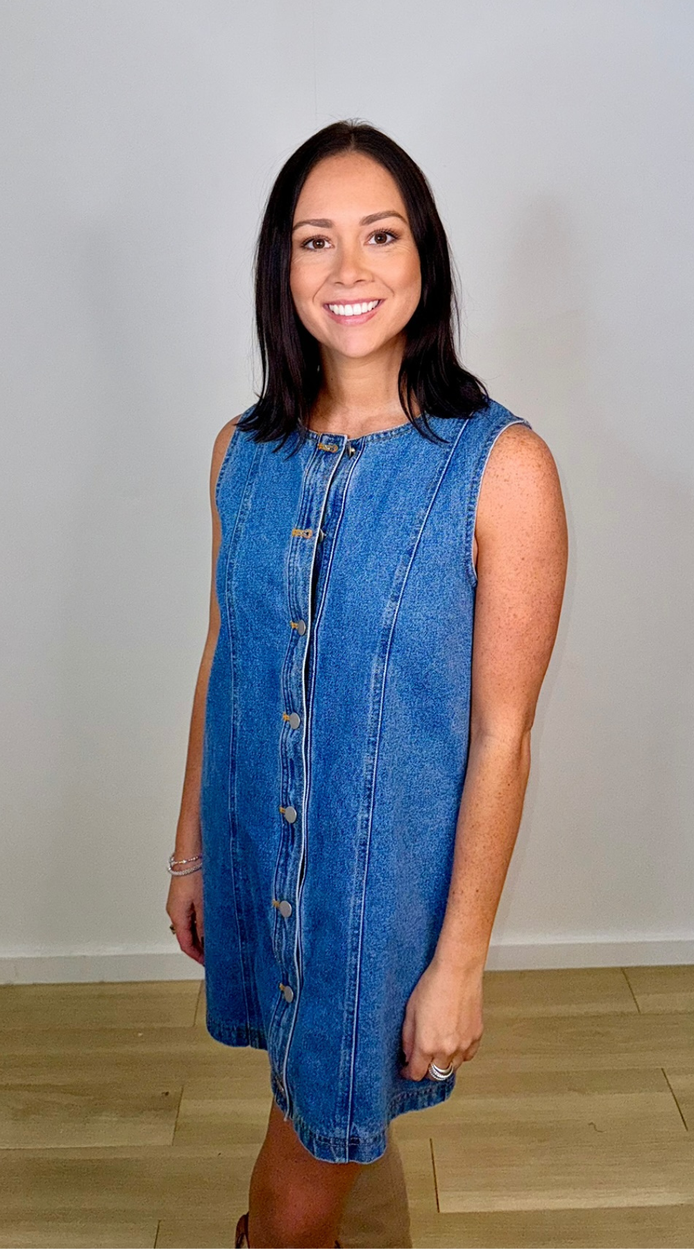 country concert denim dress 16+ Darling Denim Dresses // Country Concert Style